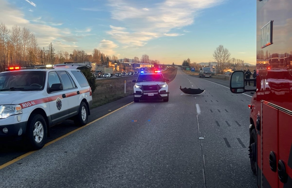 Fatal I-5 Crash in Ferndale Leaves One Dead After Truck Crosses Median