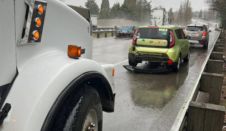 i-5 Accident Monday