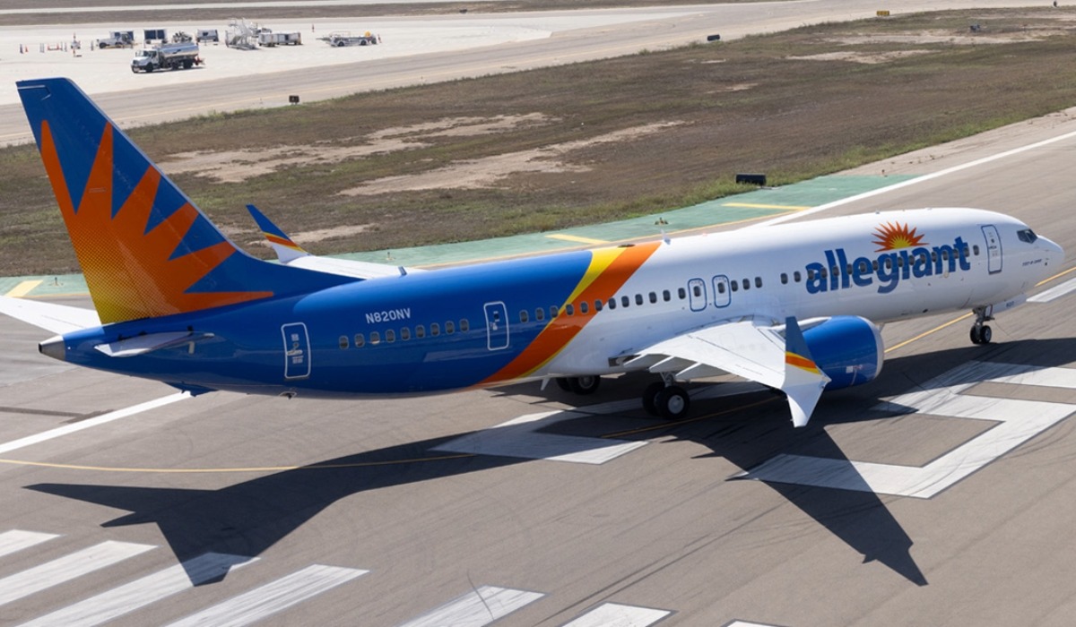Allegiant Air plane at Bellingham International Airport crew base closure news