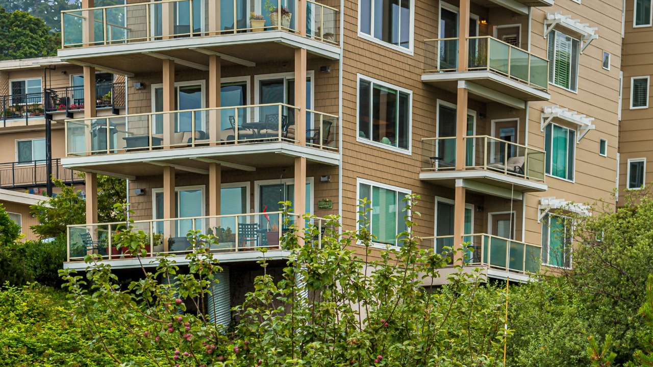 bellingham apartment building where rent is below that national average