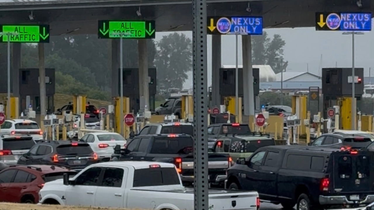 Long waits and heavy I-5 traffic are expected at Whatcom County border crossings through Monday for Fourth of July weekend.