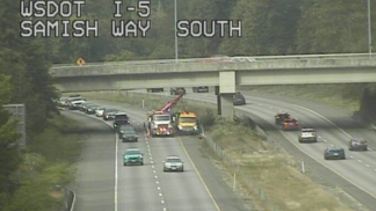Collision Blocks Southbound I-5 Near Samish Way