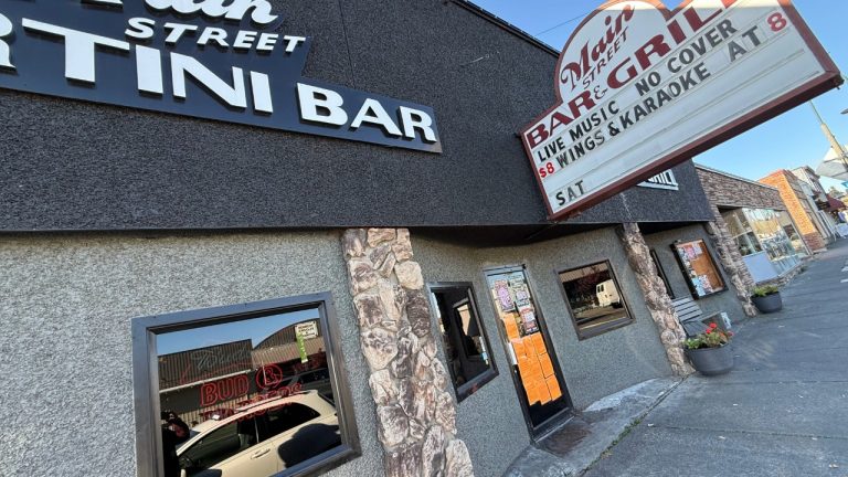 Main Street Bar & Grill sits closed Friday, Oct. 23 after inspectors identified kitchen fire-suppression, ventilation and other safety violations.